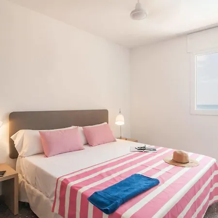 Hotel Pierre And Comarruga 3*